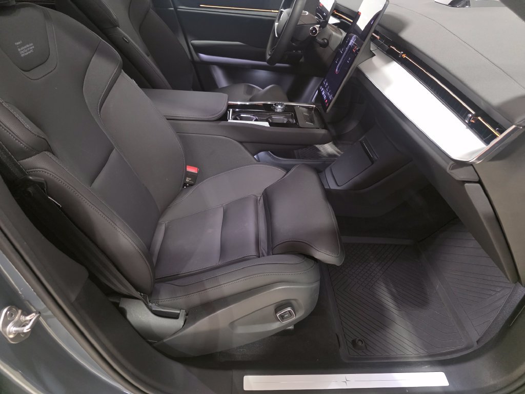 Used 2025 Gray Polestar  image 16