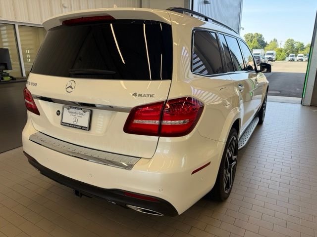 Used 2017  Mercedes-Benz GLS 550 image 3