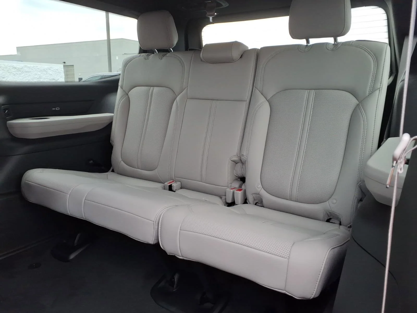 New 2026 High Gloss Black Exterior Paint Jeep  image 16