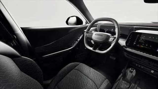 New 2027 Diamond Black Crystal Pearlcoat Dodge R/T image 44