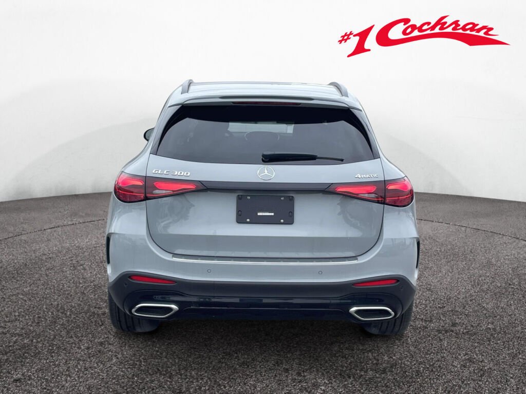 New 2026 MANUFAKTUR Alpine Grey Mercedes-Benz GLC 300 image 8