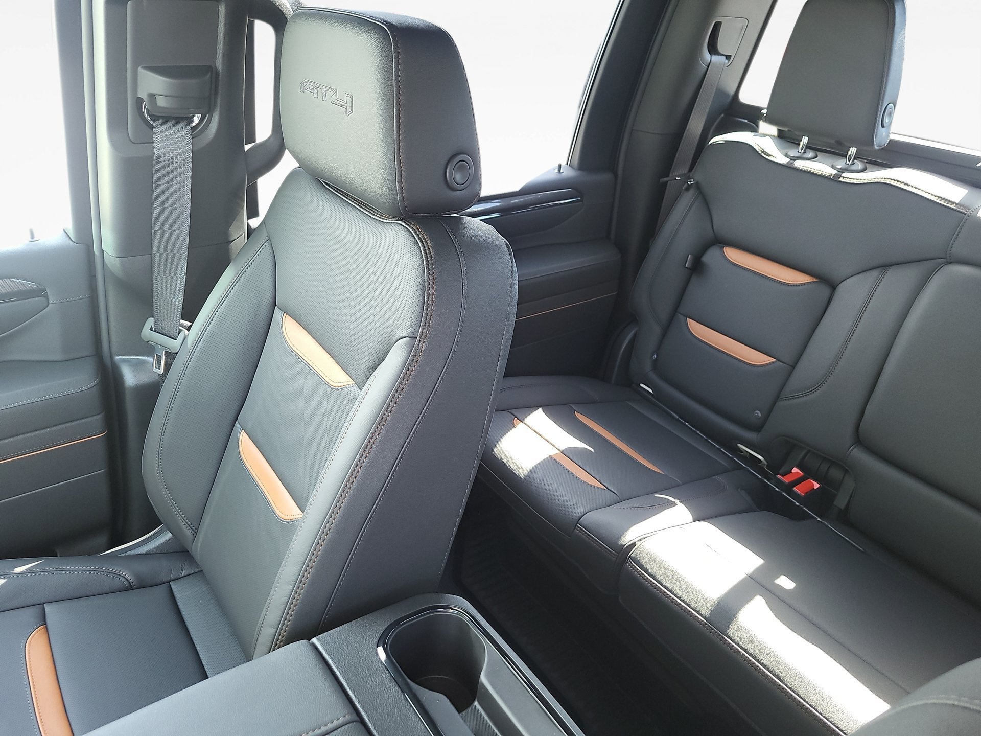 2026 GMC Sierra 3500HD AT4 - Photo 24