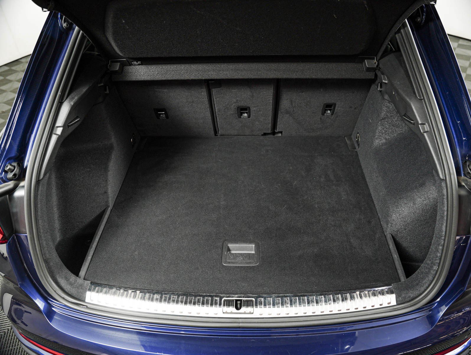 Used 2023 Navarra Blue Me Audi S line Premium image 8