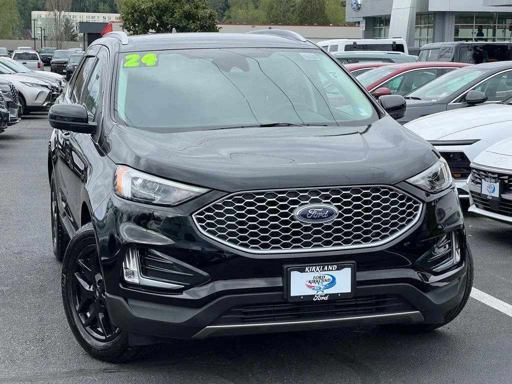 2024 Ford Edge SEL AWD's photo