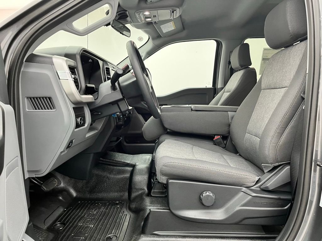 New 2026 Gray Ford XL image 21