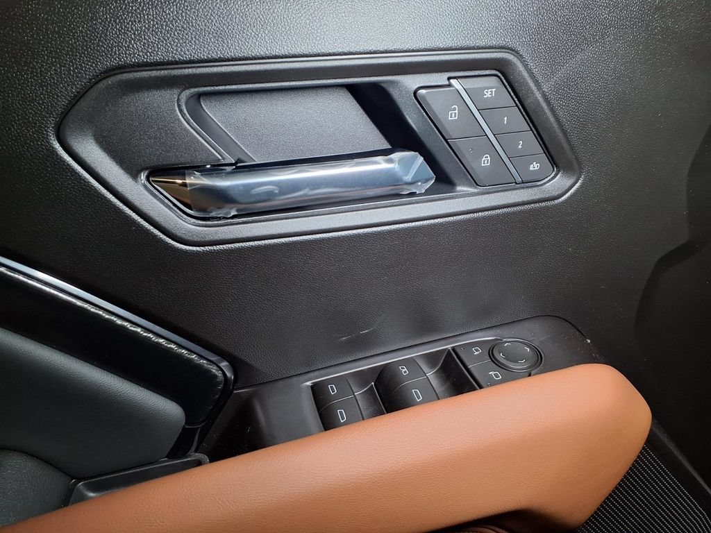 2026 GMC Canyon AT4 - Photo 14