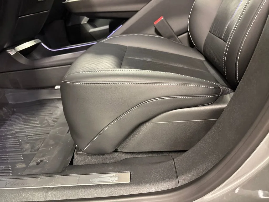 2026 Cadillac LYRIQ Premium Sport - Photo 26