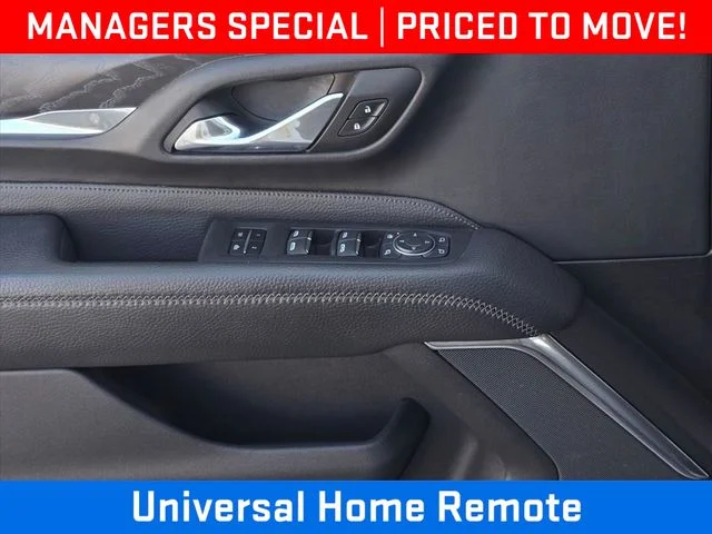 Used 2023 White GMC Denali image 23