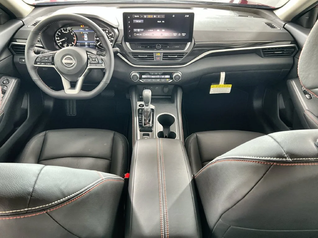 New 2026 Scarlet Ember Tintcoat Nissan SR image 22