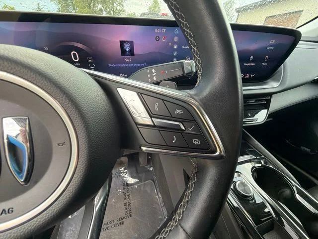 Used 2024 Purple Buick Preferred image 29