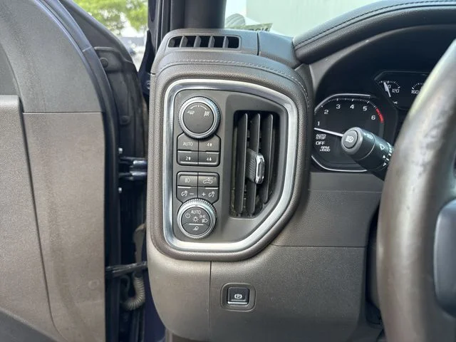 Used 2019 Blue GMC SLT image 26