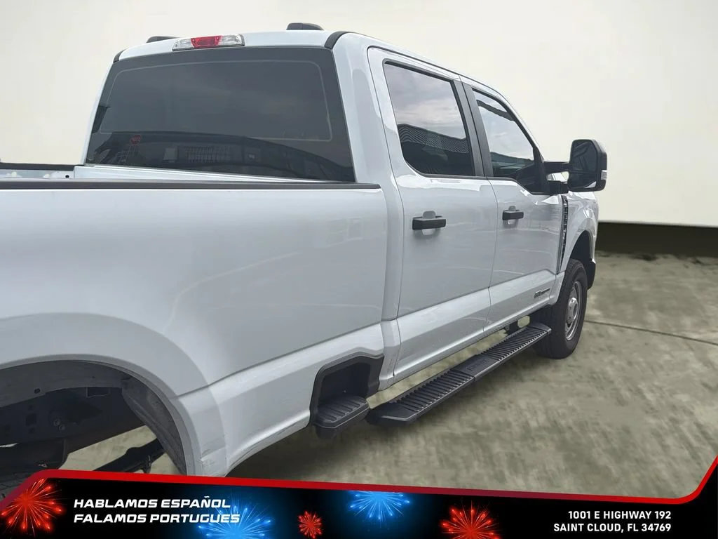 Used 2025 White Ford XL image 34