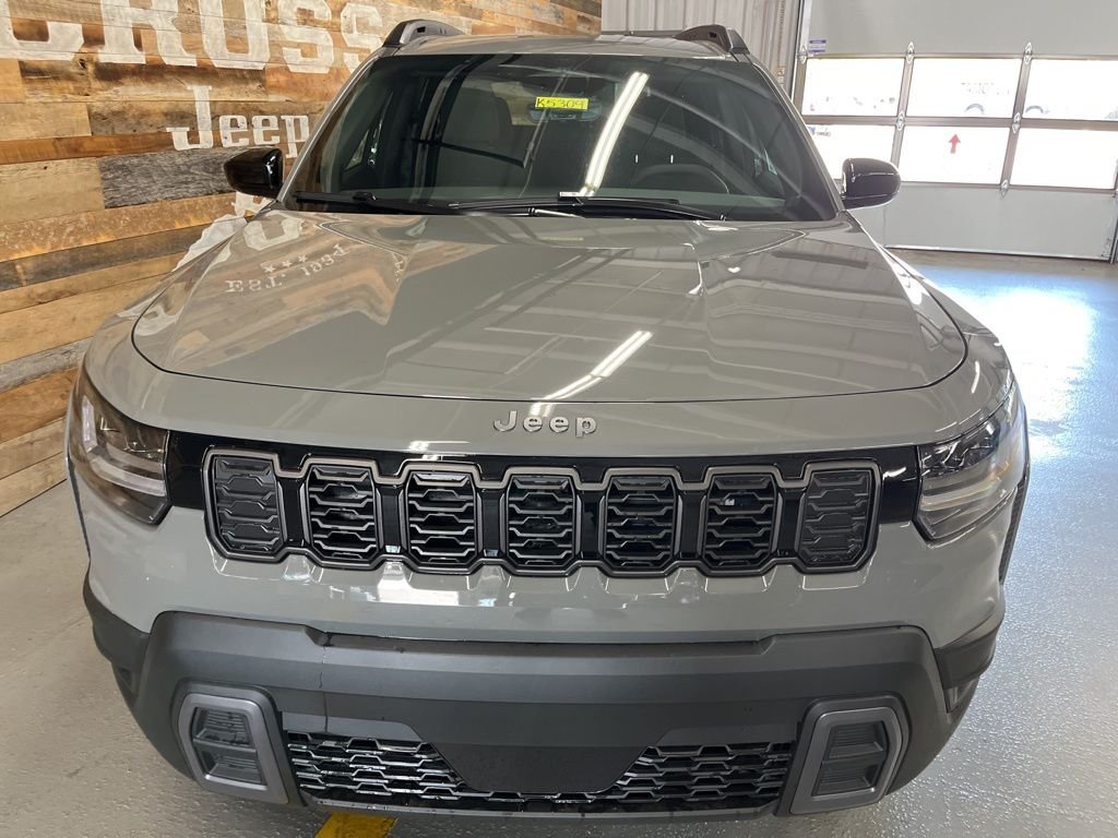 New 2026 Sting-Gray Clearcoat Jeep Laredo image 8