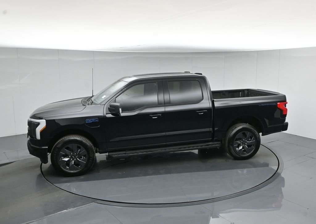 2025 Ford F-150 Lightning Flash - Photo 44