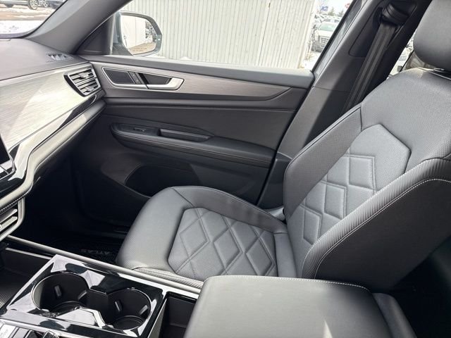 New 2026 Pure Gray Volkswagen 2.0T SE w/Technology image 23