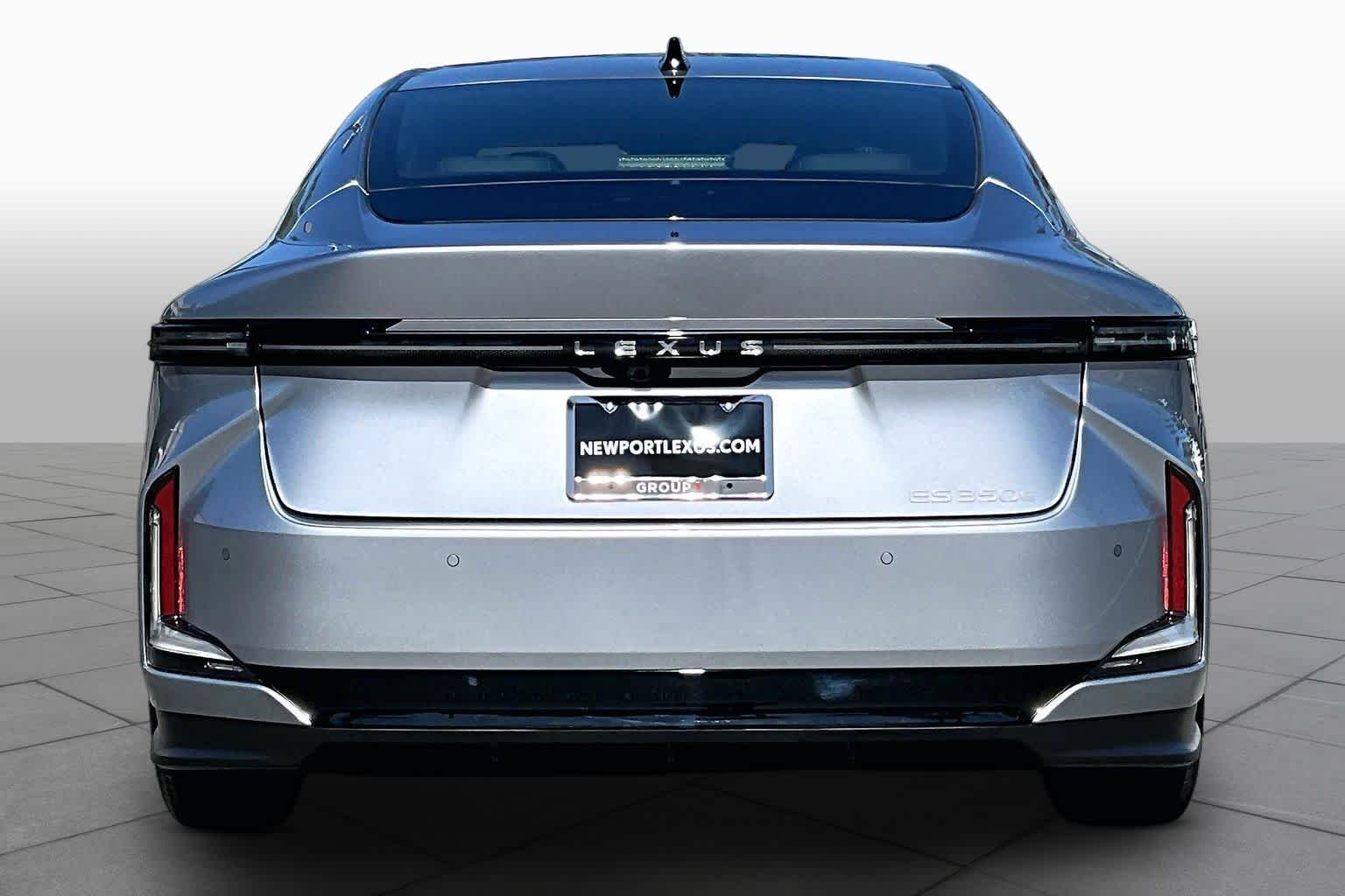 New 2026 Iridium Lexus PREMIUM image 4