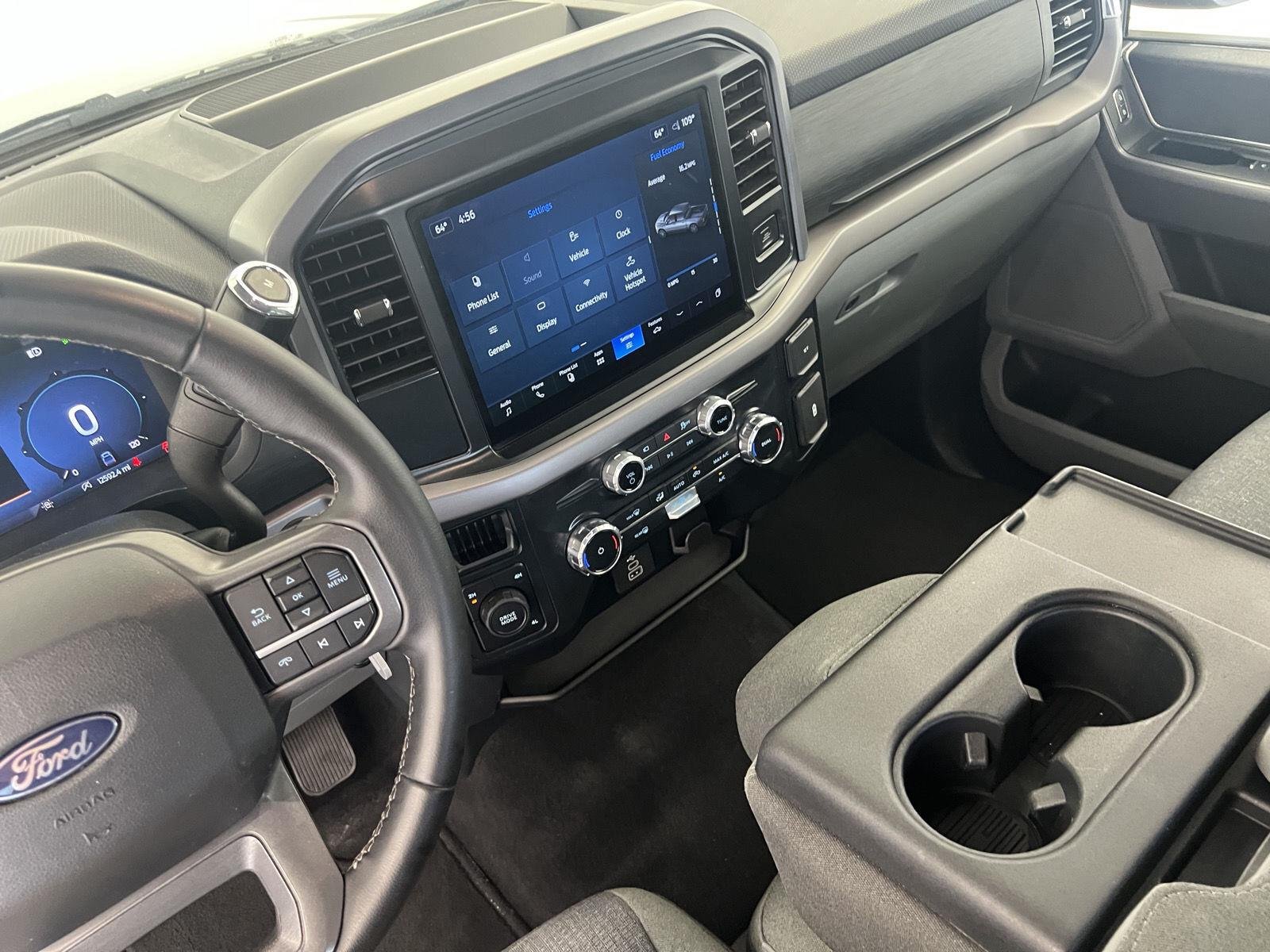 2025 Ford F-150 XLT - Photo 22