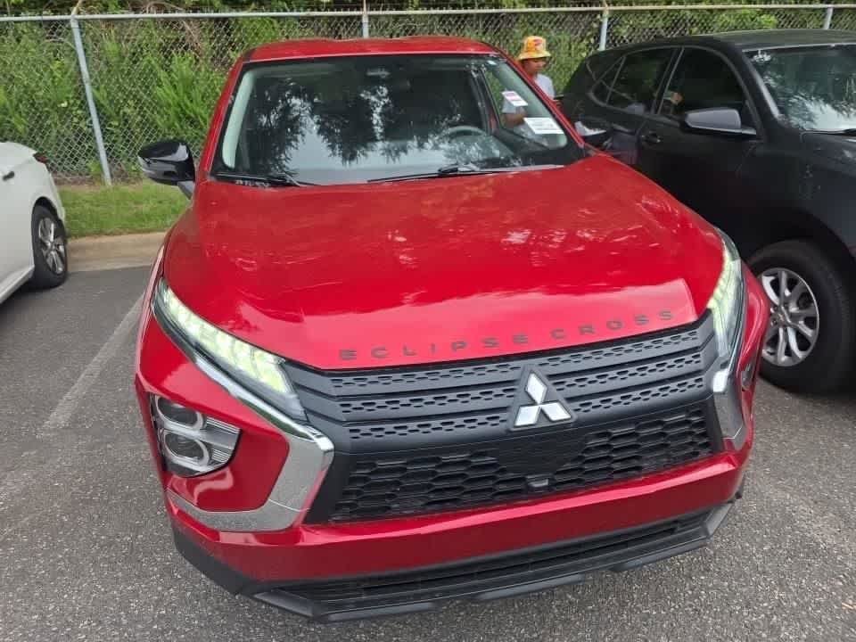 Used 2025 Red Diamond Mitsubishi LE image 4