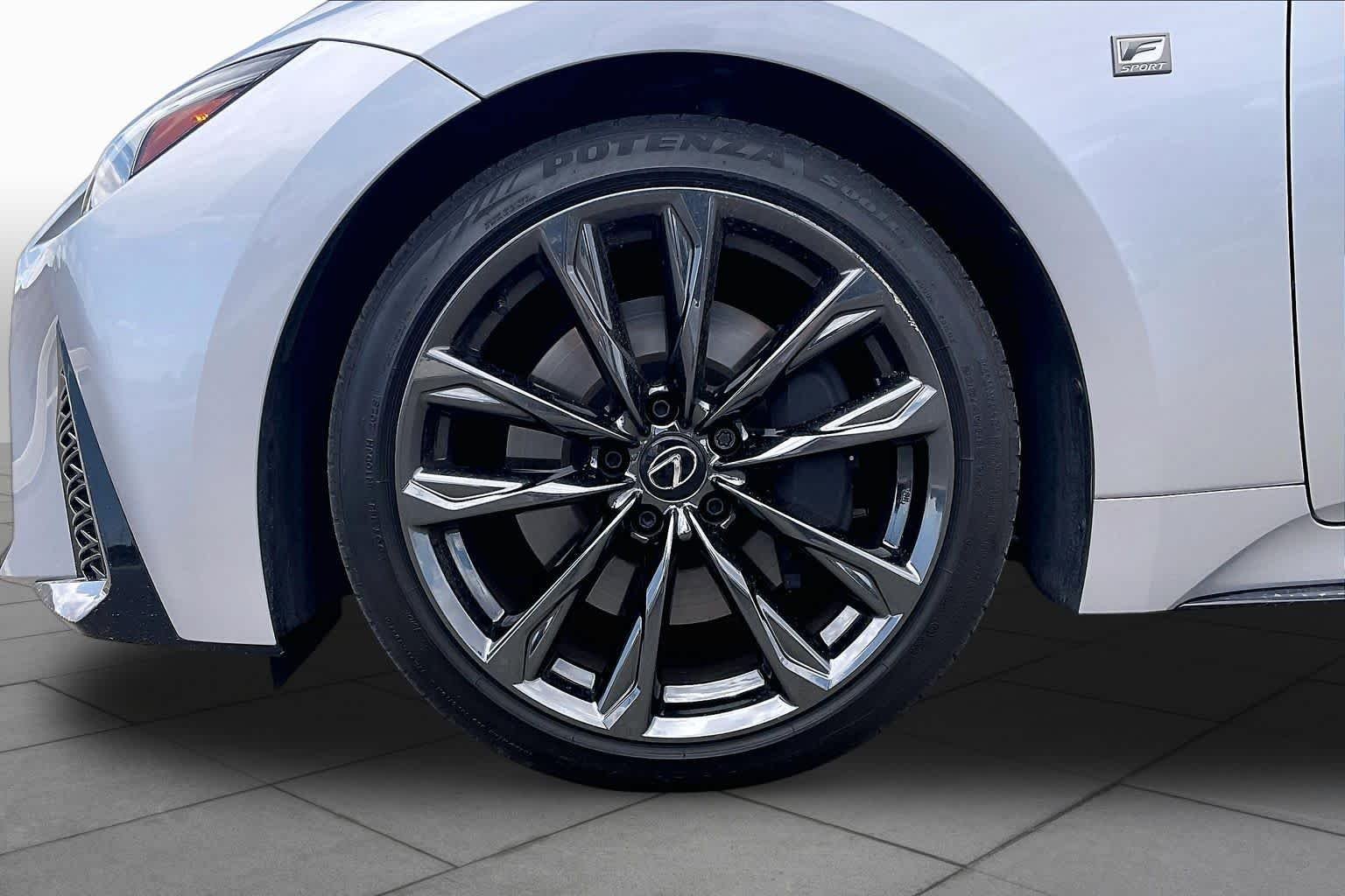Used 2025 Iridium Lexus F SPORT image 10