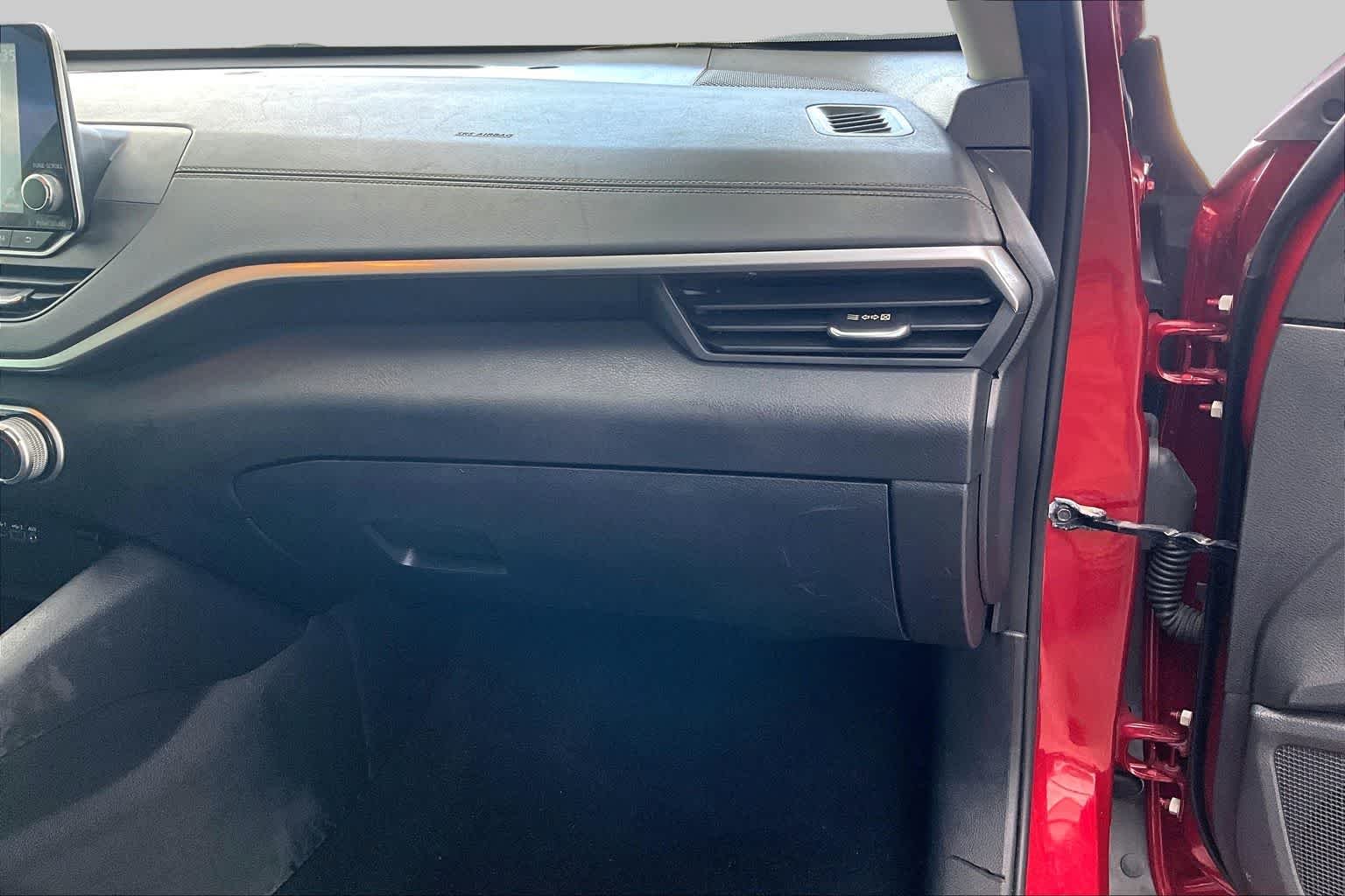 Used 2022 Scarlet Ember Tintcoat Nissan 2.5 SV image 36