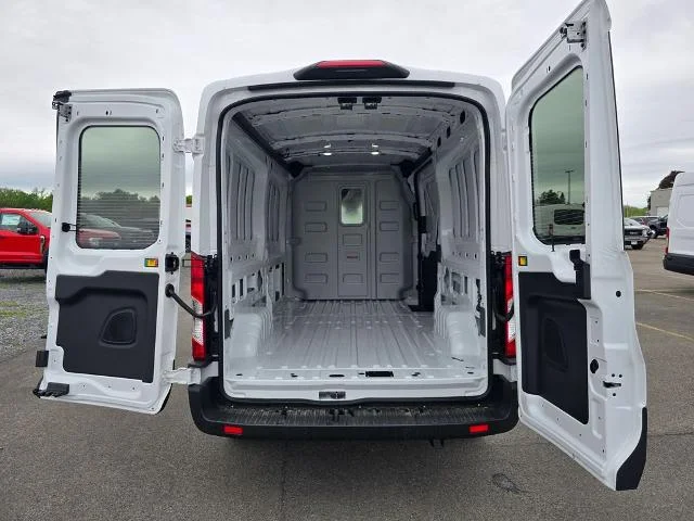 New 2026 Oxford White Ford Cargo Van image 36