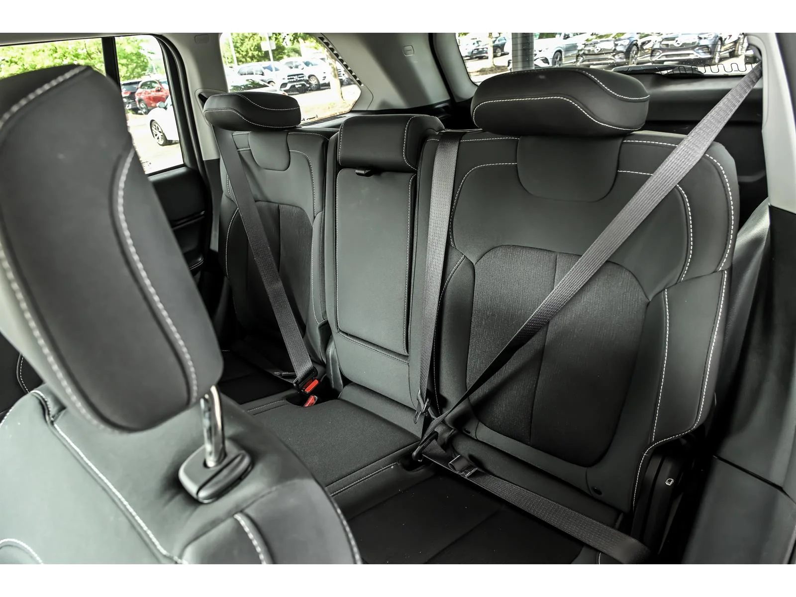 Used 2023 Black Jeep Laredo image 12