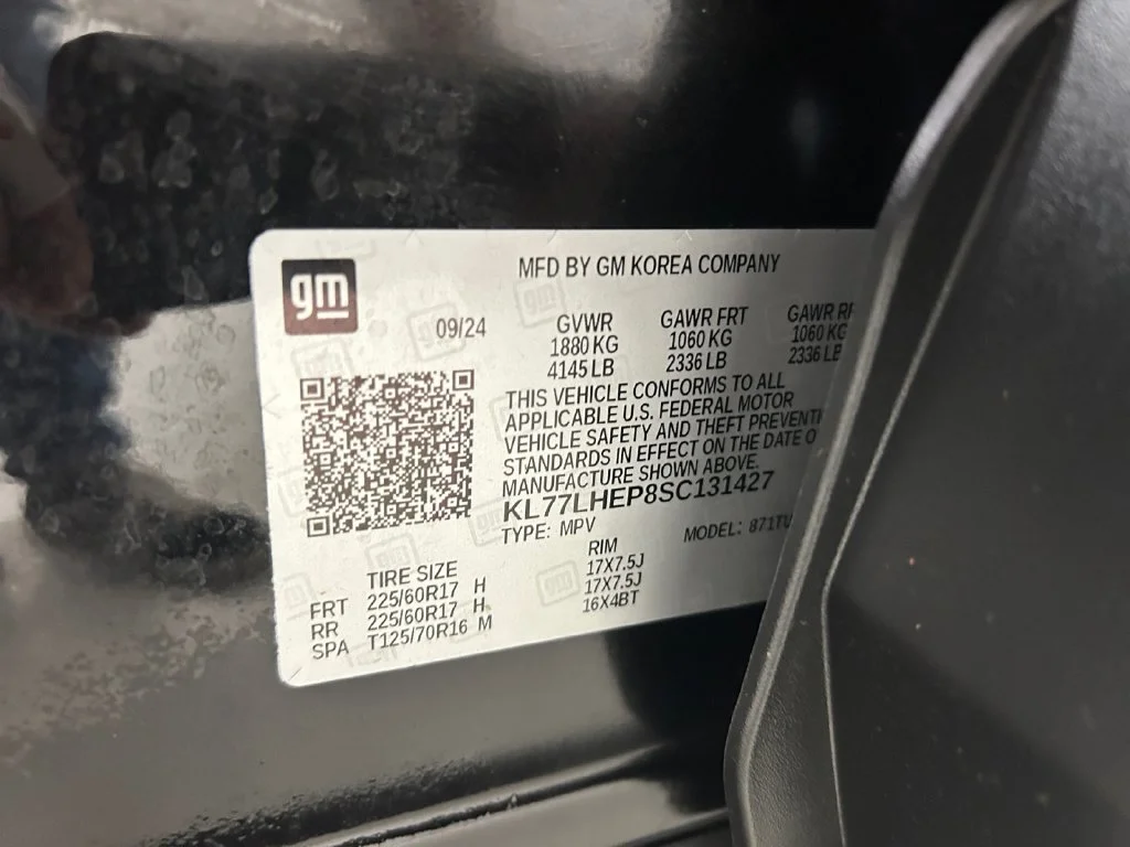 Used 2025 Black Chevrolet LT image 18