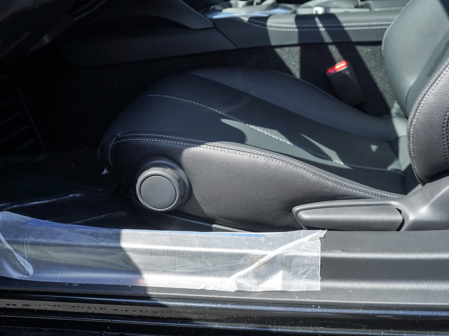 2025 Mazda MX-5 Miata Grand Touring - Photo 11