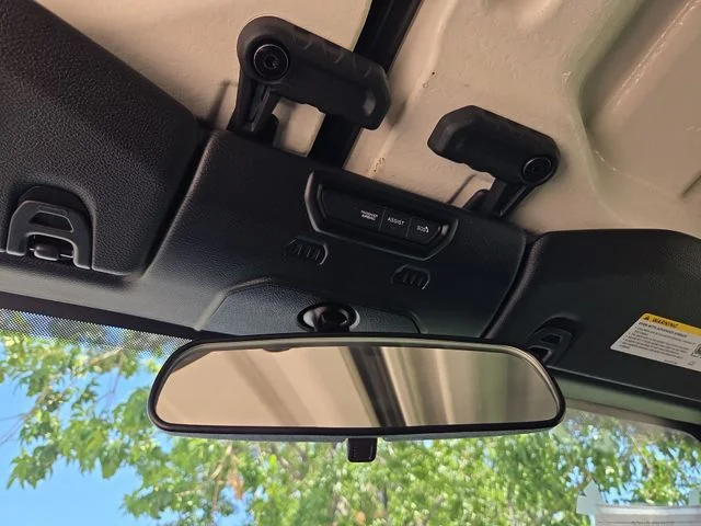 Used 2022 Gray Jeep Sport image 17