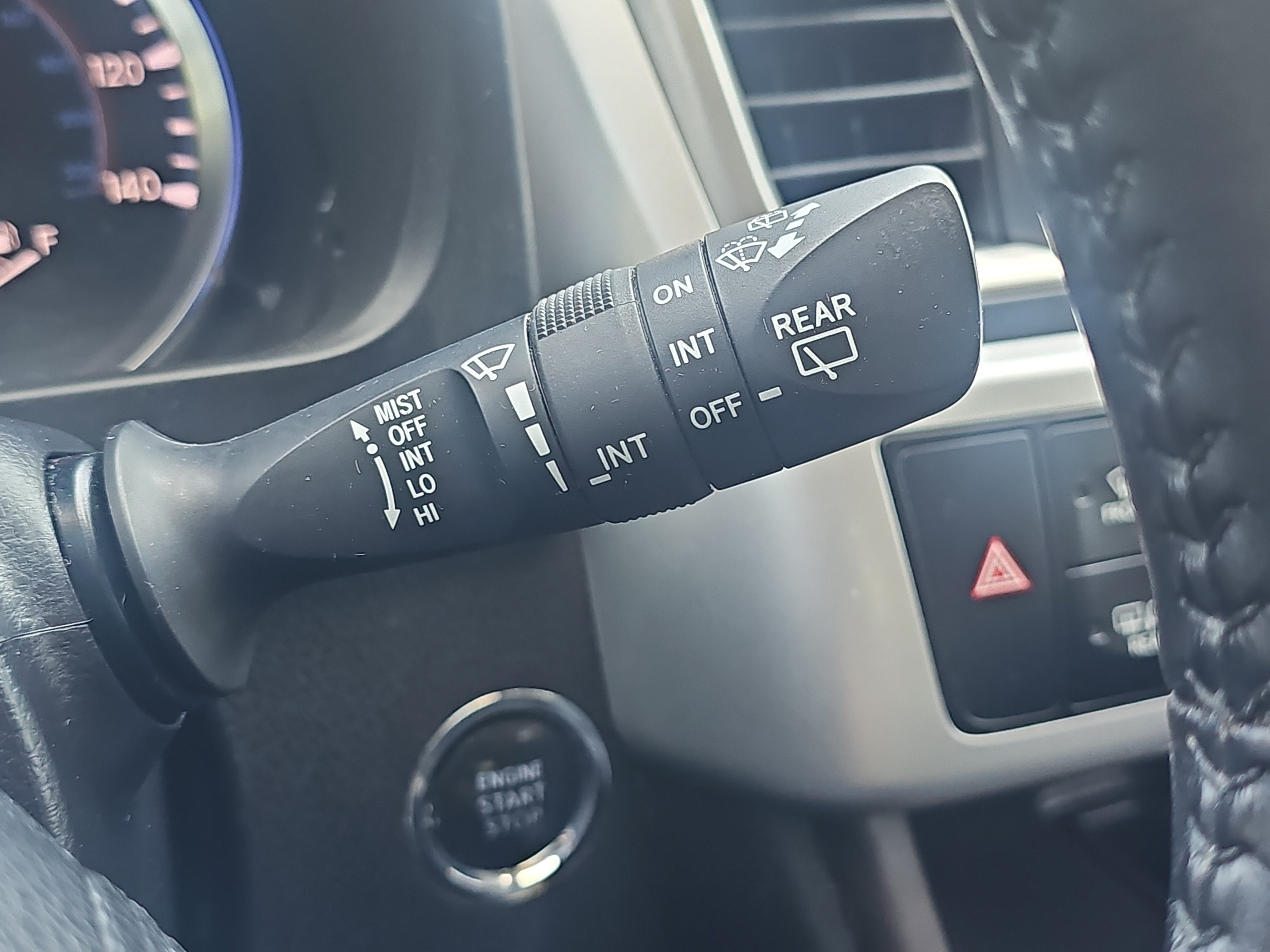 Used 2018 Predawn Gray Mica Toyota XLE image 19