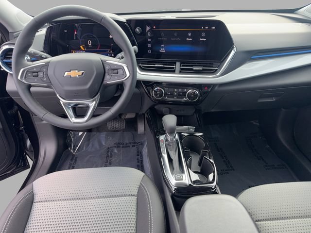 2026 Chevrolet Trax LT - Photo 17