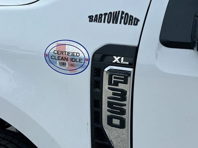 New 2026 Oxford White Ford XL image 17