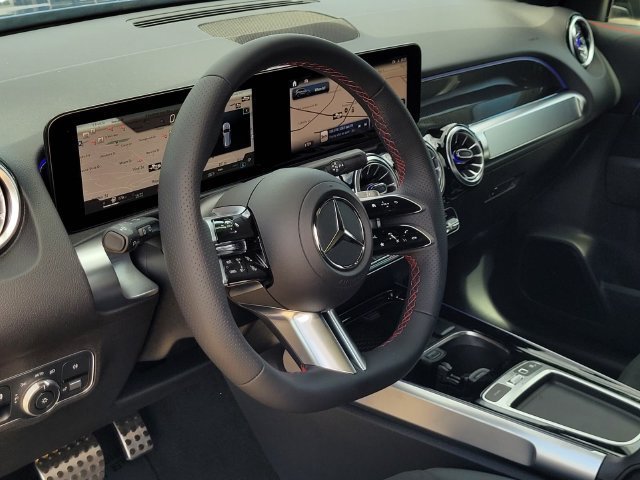 2025 Mercedes-Benz GLB Base - Photo 57
