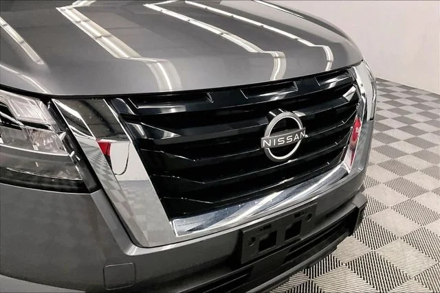 Used 2025 Gun Metallic Nissan SV image 33