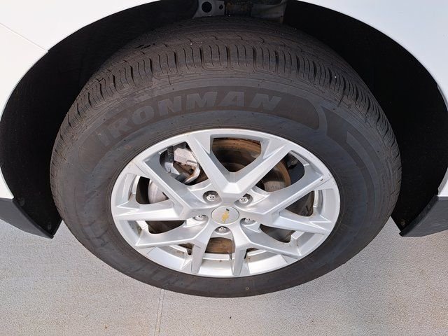 Used 2024 White Chevrolet LT image 36