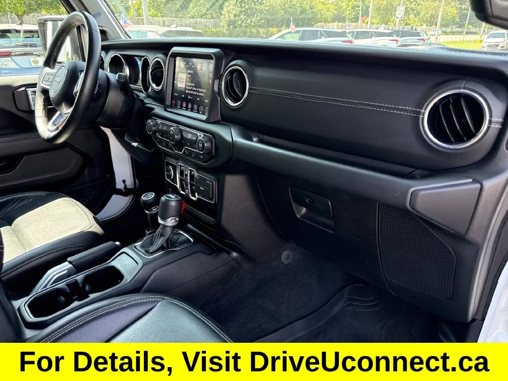 Used 2019 White Jeep Unlimited Sahara image 25