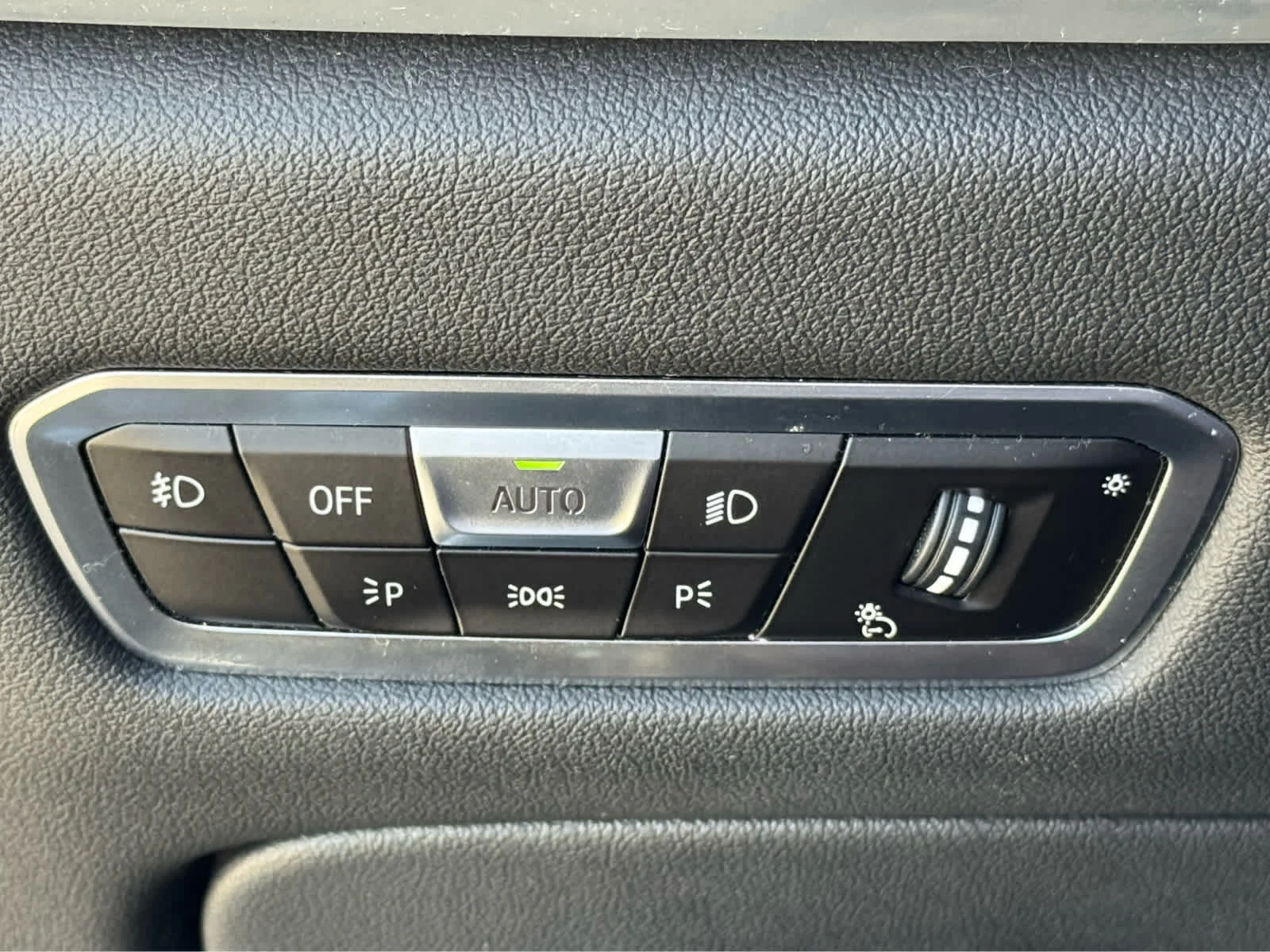 Used 2021 Carbon Black Metallic BMW M50i image 20