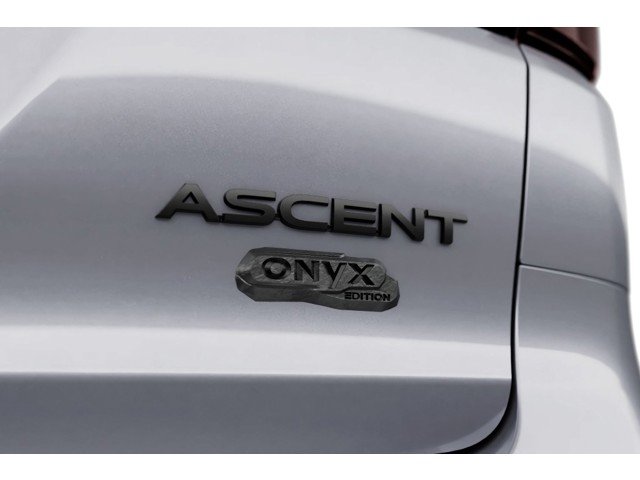 New 2027 ICE SILVER METALLIC Subaru Onyx Edition Touring image 12