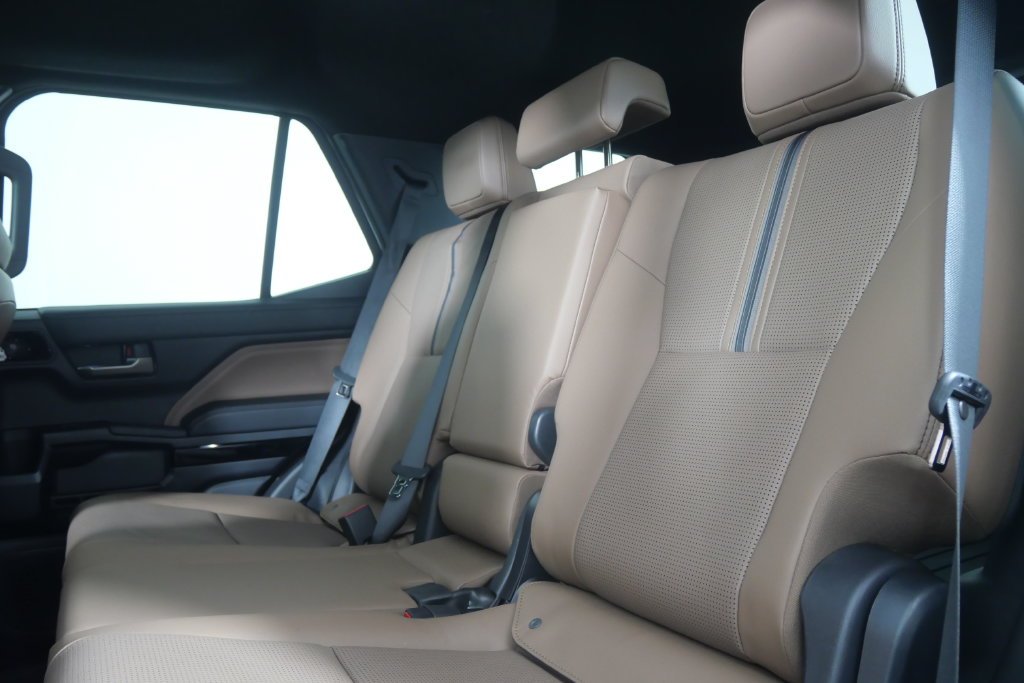 Used 2026 Pearl Toyota Limited image 17