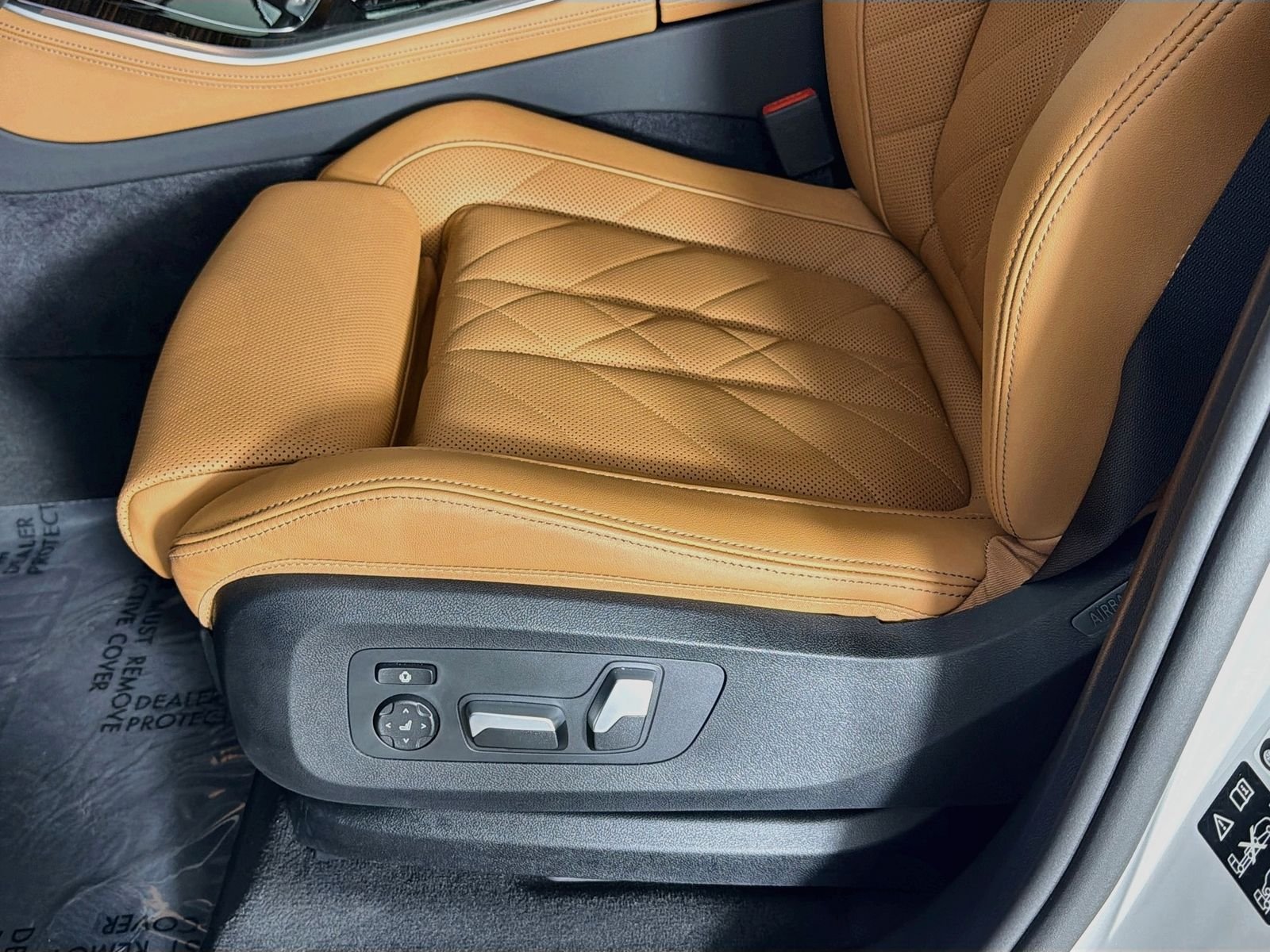 Used 2026 Mineral White Metallic BMW xDrive40i image 20