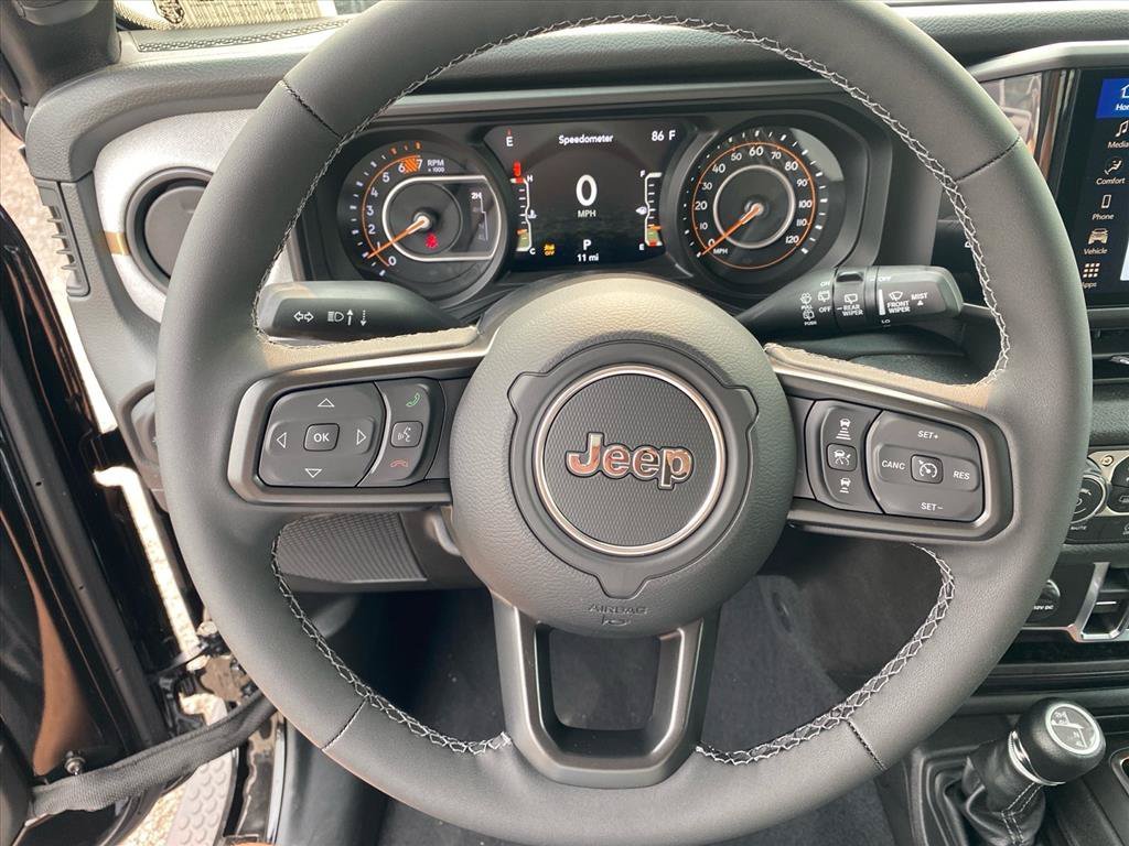 New 2026 Black Clear-Coat Exterior Paint Jeep Sport S image 6