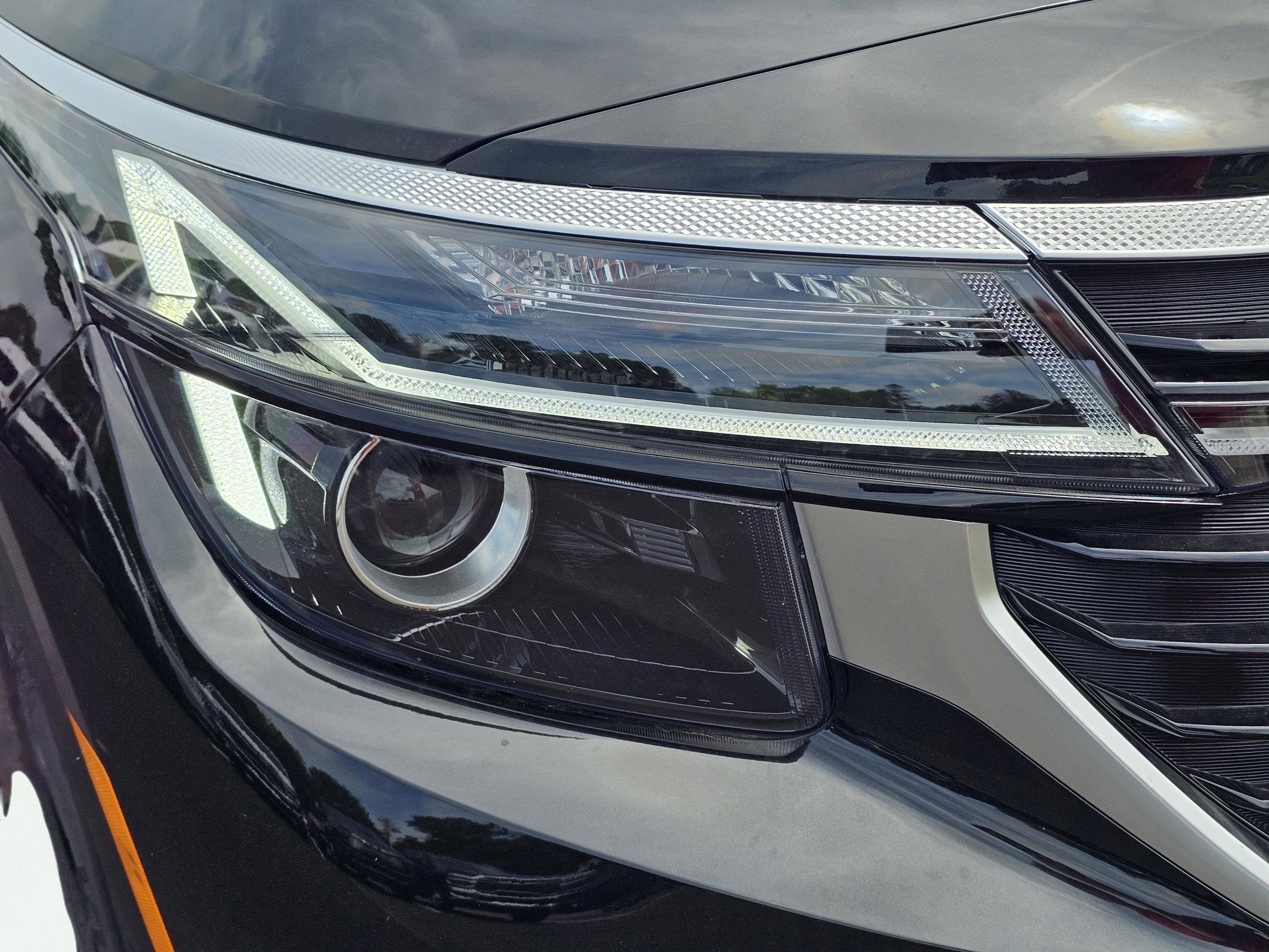 New 2026 Fusion Black Kia S image 4