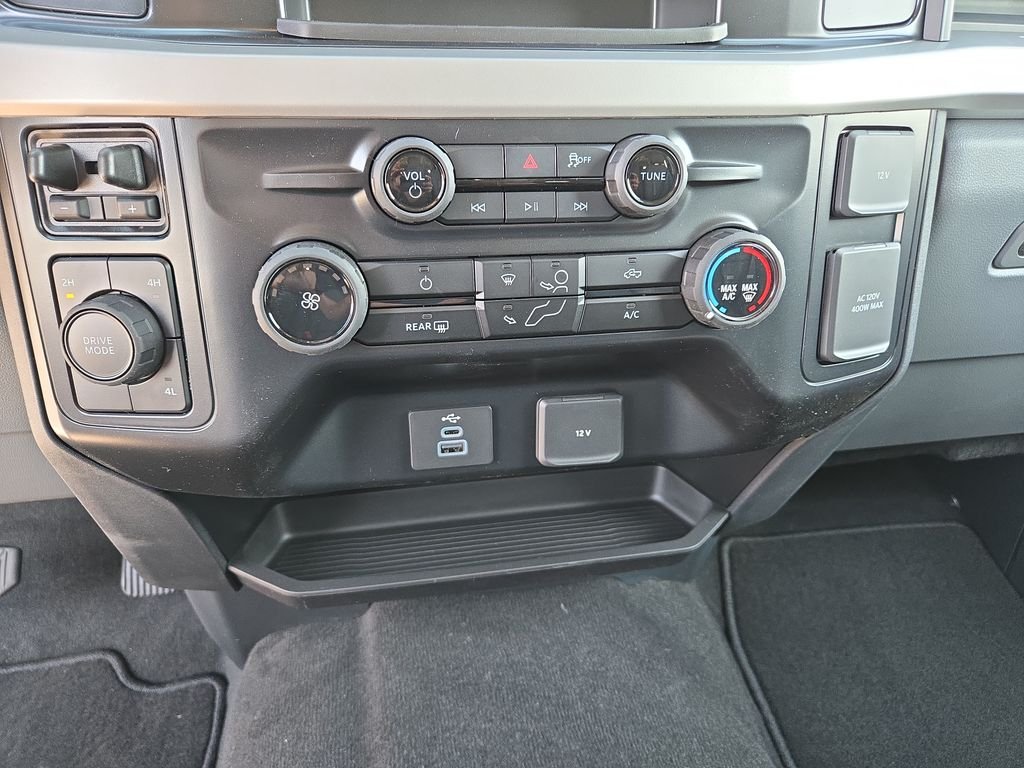 New 2026 Oxford White Ford F-350® XL image 23