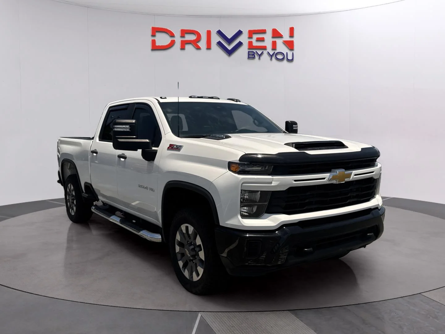 Used 2024 Summit White Chevrolet Custom image 8