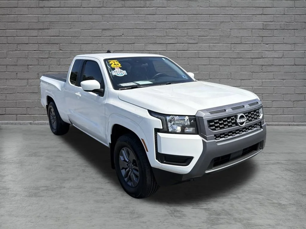 Used 2025 Glacier White Nissan SV image 1