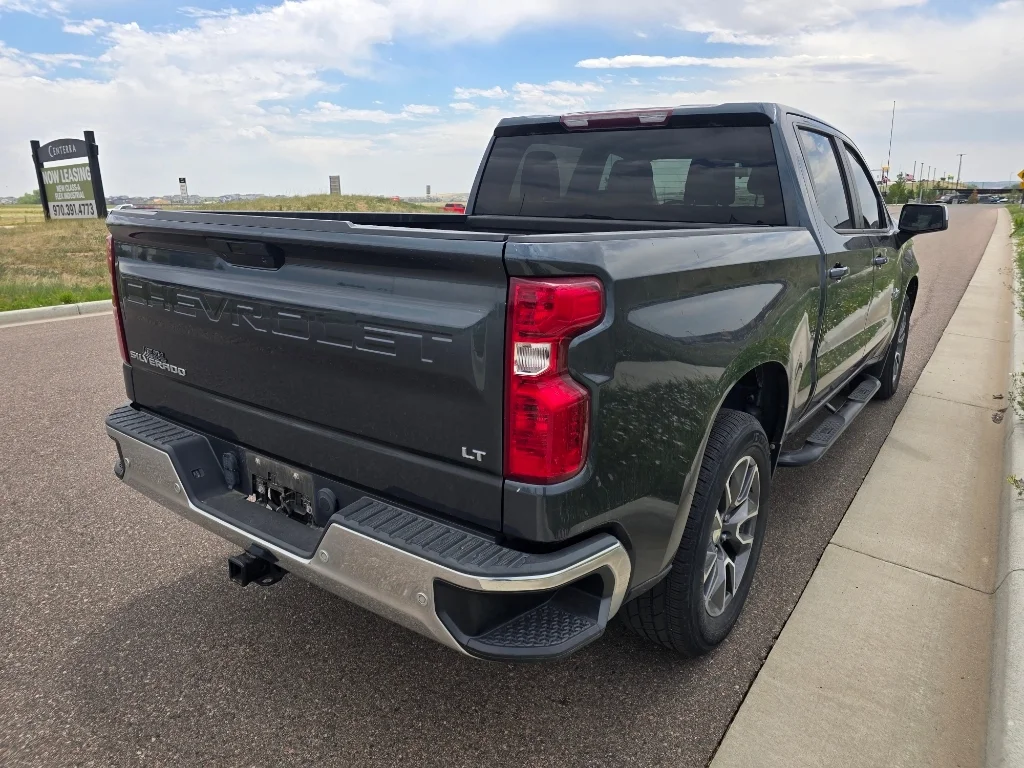 Used 2020 Shadow Gray Metallic Chevrolet LT image 5