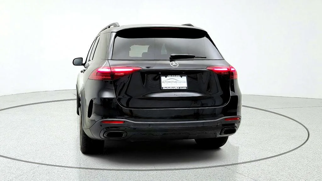 Used 2024 Black Mercedes-Benz GLE 450 4MATIC® SUV image 6