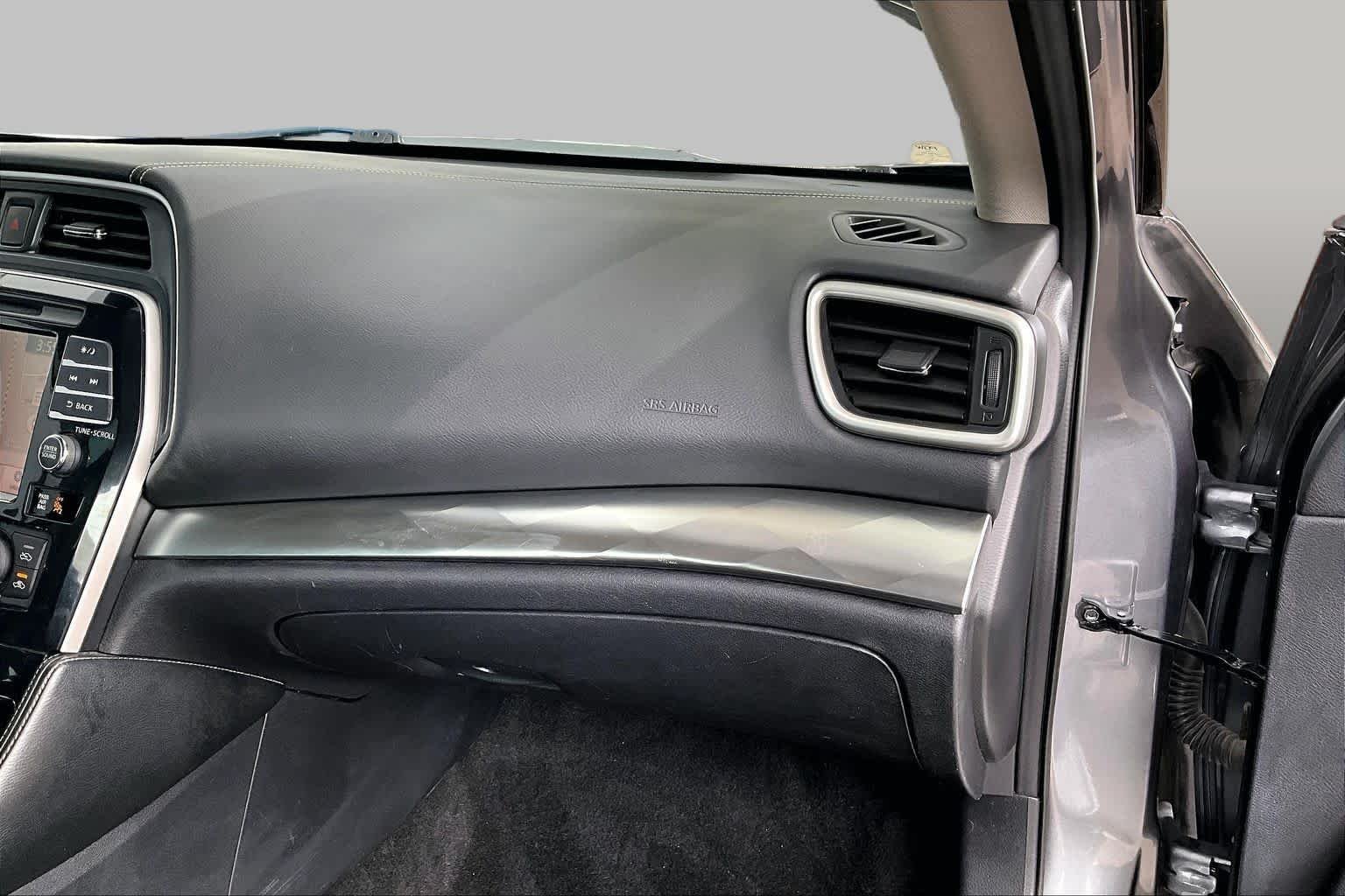 Used 2020 Gun Metallic Nissan SV image 18