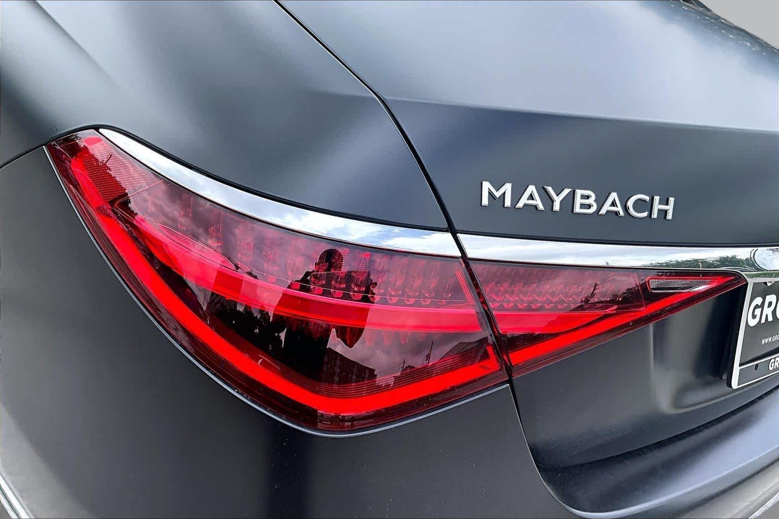 Used 2024 MANUFAKTUR Signature Night Black Magno Mercedes-Benz Maybach S 680 image 27