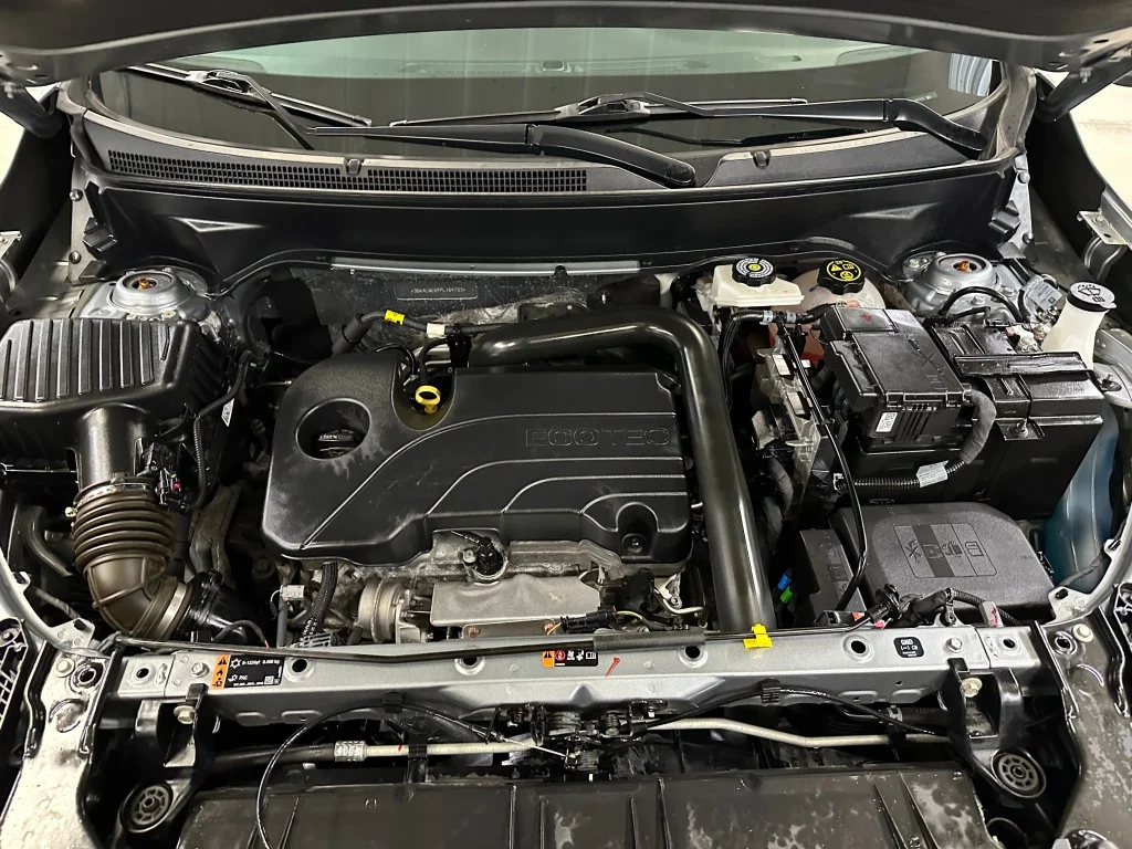 Used 2023 Sterling Metallic GMC SLE image 38